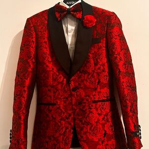 TAZZIO Red Floral Slim Prom Suit | Size 34R |